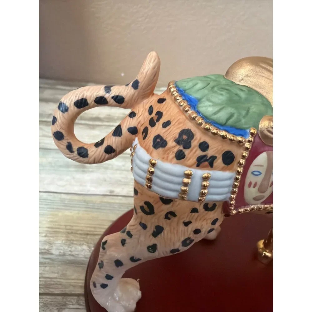 Lenox Carousel Leopard 2004 Porcelain Figurine w/ Wood Base in Box - Picture 12 of 16